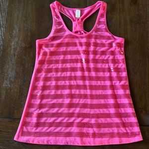 No boundaries - Women’s tank top or swim coverup